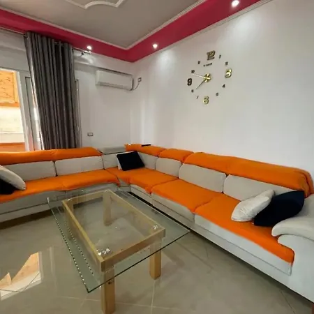 Roy * Sarandë